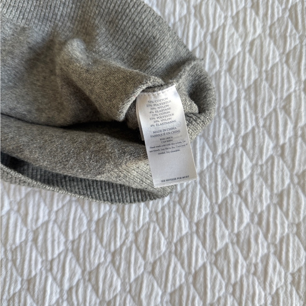 Faherty Gray Crew Neck Sweater - image 6